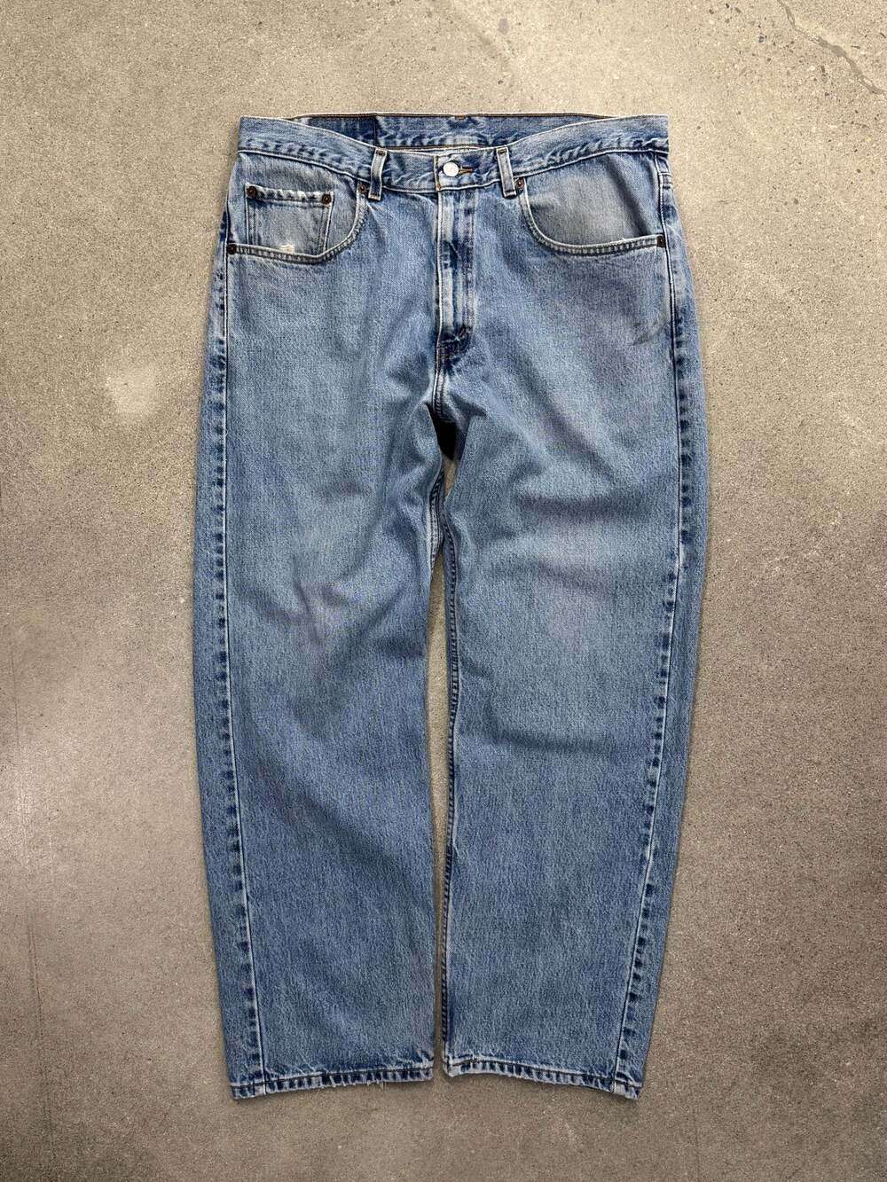 Vintage 90s Levi’s 569 Jeans - 35”